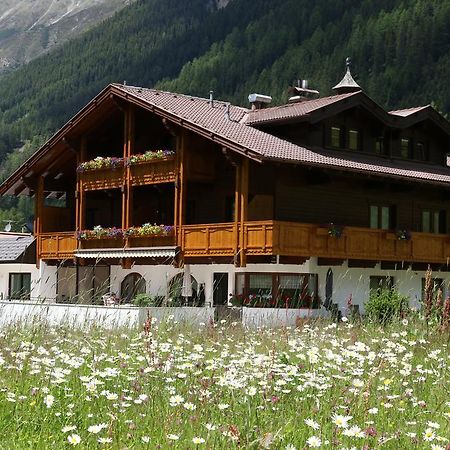 Ferienhaus Brigitte Längenfeld Habitación foto