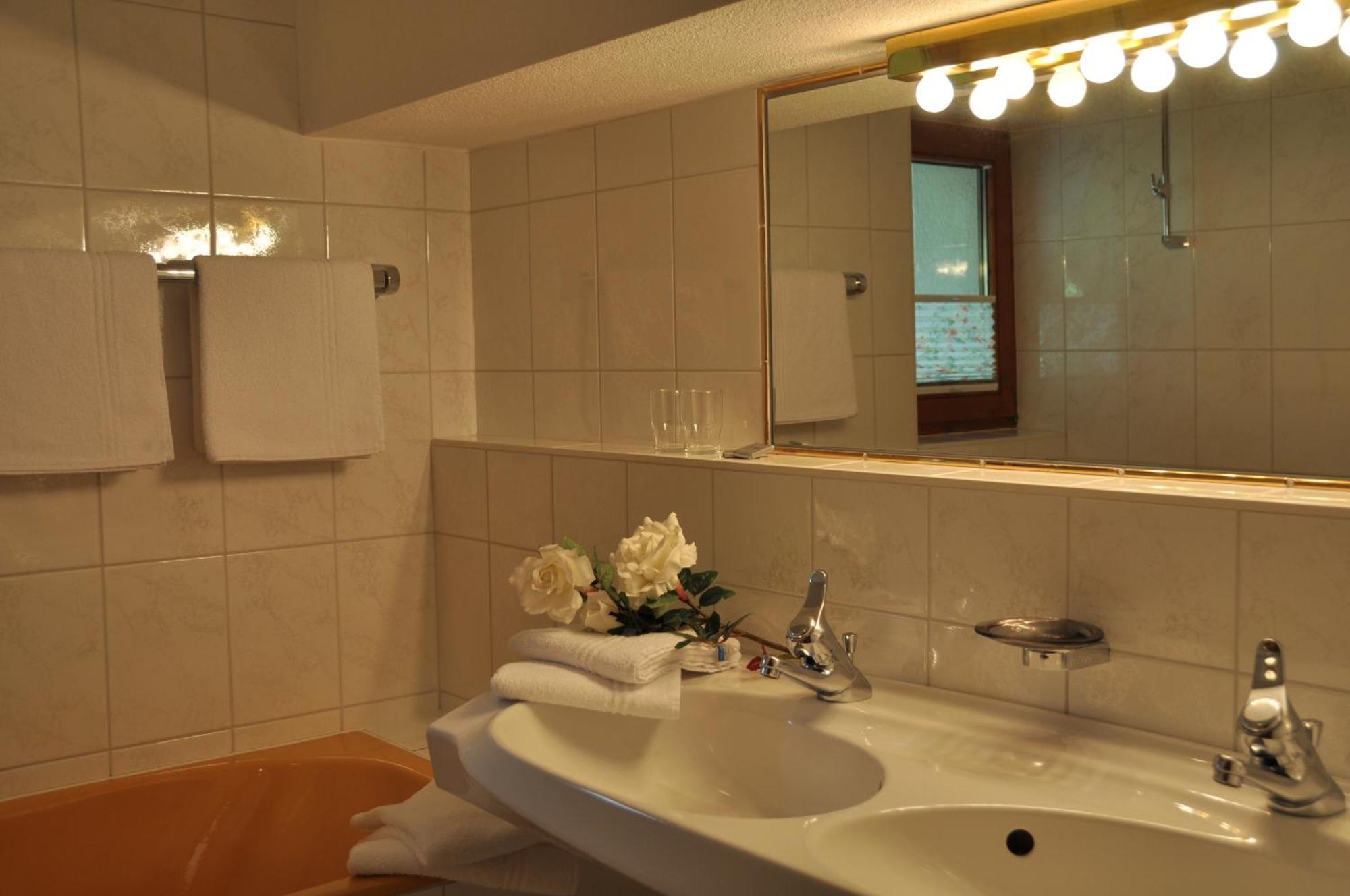 Ferienhaus Brigitte Längenfeld Habitación foto